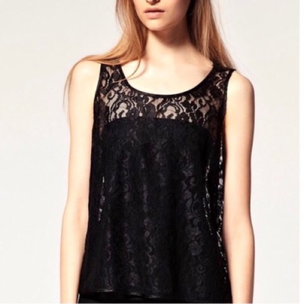 Cute lace AA tank!
